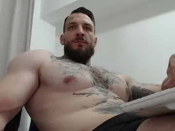 CrisstyBaez – webcam model profile photo Image 9