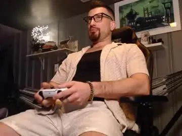 mae_nathan – webcam model profile photo Image 5