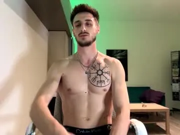 sweetsour18 – webcam model profile photo Image 14