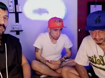 dovia – webcam model profile photo Image 4