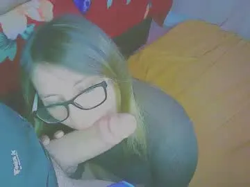 yournewkink12 – webcam model profile photo Image 10