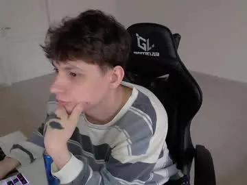 smallsmile69 – webcam model profile photo Image 11