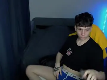 smallsmile69 – webcam model profile photo Image 6