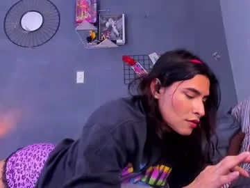 daani_hott – webcam model profile photo Image 4