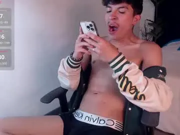 BellaHurst – webcam model profile photo Image 8