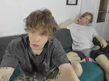 midwestlovers1990 – webcam model profile photo Image 2