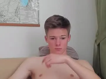 yournewkink12 – webcam model profile photo Image 6