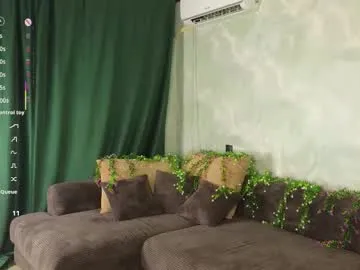 monicaflower – webcam model profile photo Image 2