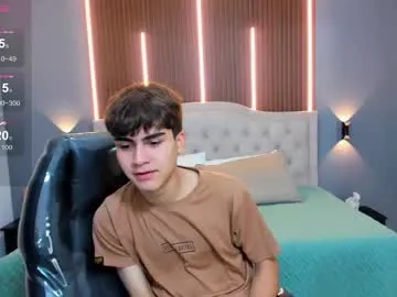 exclusivecourtney – webcam model profile photo Image 14