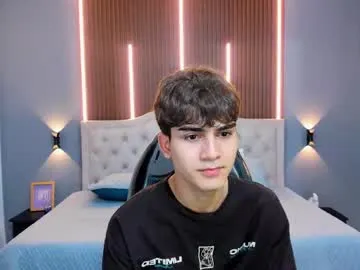 exclusivecourtney – webcam model profile photo Image 16