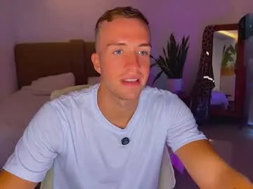 brownboy6999 – webcam model profile photo Image 3