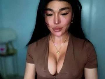 kissing33 – webcam model profile photo Image 5