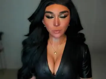 kissing33 – webcam model profile photo Image 9