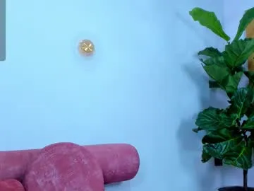 sweetkarmababy – webcam model profile photo Image 4