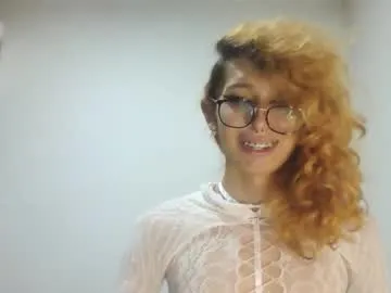 phatassblond – webcam model profile photo Image 2