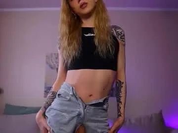 elihoss45 – webcam model profile photo Image 10