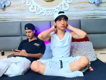 keranimaralaa33409304290 – webcam model profile photo Image 5