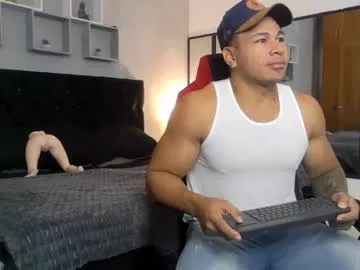 brownboy6999 – webcam model profile photo Image 17