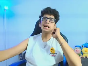 LesleyRed – webcam model profile photo Image 19