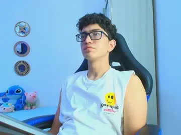 LesleyRed – webcam model profile photo Image 5