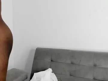 remmi556692 – webcam model profile photo Image 2