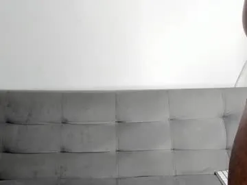 remmi556692 – webcam model profile photo Image 9