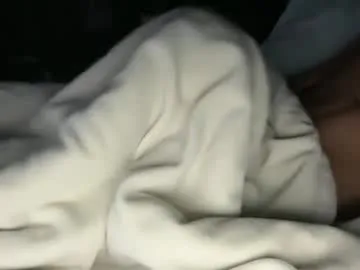 puneripiya – webcam model profile photo Image 5