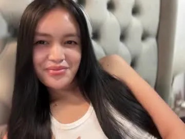 sunflower_28 – webcam model profile photo Image 4