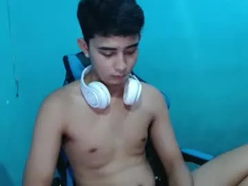 YiQiao – webcam model profile photo Image 5