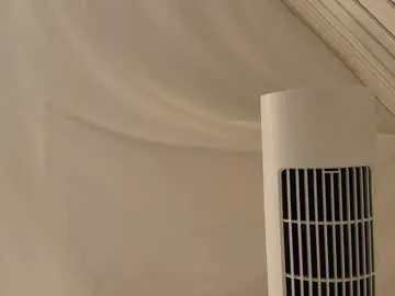 KaliWalker – webcam model profile photo Image 9