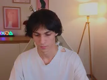 brownboy6999 – webcam model profile photo Image 2