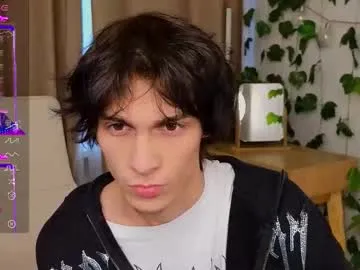 brownboy6999 – webcam model profile photo Image 4