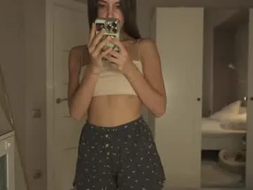 pureannuals – webcam model profile photo Image 10