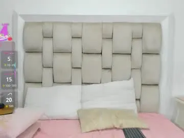 idkusethis – webcam model profile photo Image 9