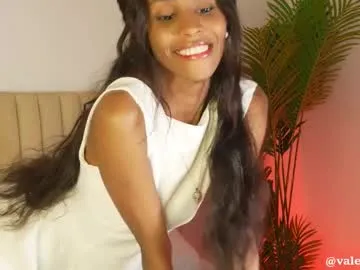 JulietaLake – webcam model profile photo Image 9