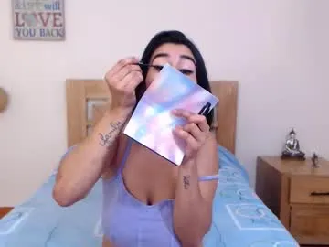 indiandesiguys2023 – webcam model profile photo Image 11