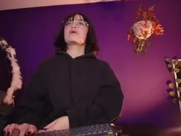 indiandesiguys2023 – webcam model profile photo Image 11