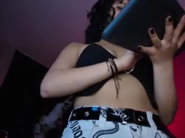 indiandesiguys2023 – webcam model profile photo Image 15