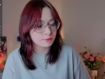 YssabelFox – webcam model profile photo Image 2