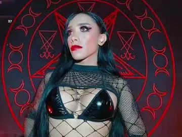 cori_paige – webcam model profile photo Image 11