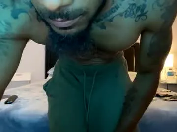 LivRusso – webcam model profile photo Image 8