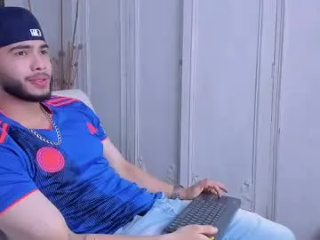 HoneyJo – webcam model profile photo Image 3