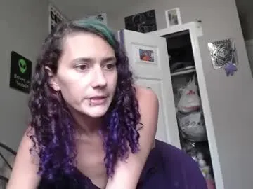 EmiliaWalker – webcam model profile photo Image 13