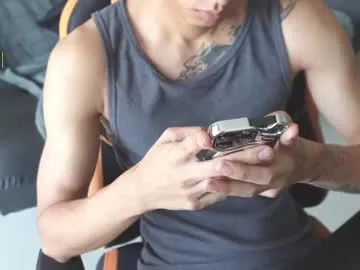 aurorapink_ – webcam model profile photo Image 15