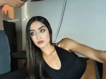 naomixjones1 – webcam model profile photo Image 14