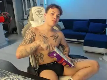 MilaGraf – webcam model profile photo Image 5