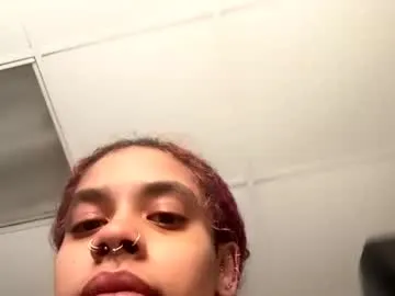 saxee_love – webcam model profile photo Image 5