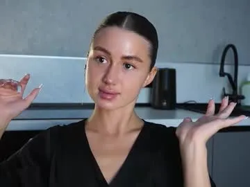 kairadayamai – webcam model profile photo Image 4