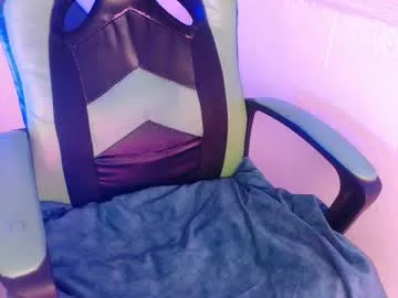 indiandesiguys2023 – webcam model profile photo Image 10