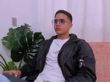 manuela_zapata – webcam model profile photo Image 19